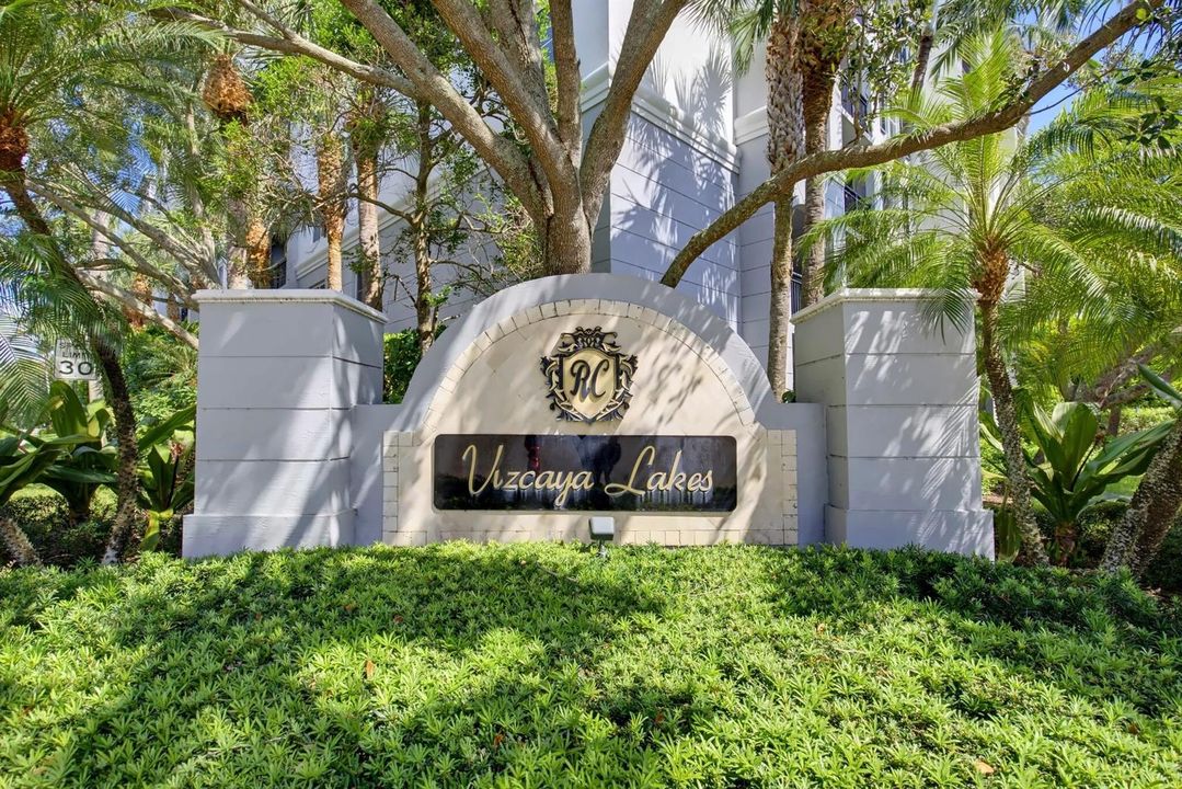 Vizcaya Lakes