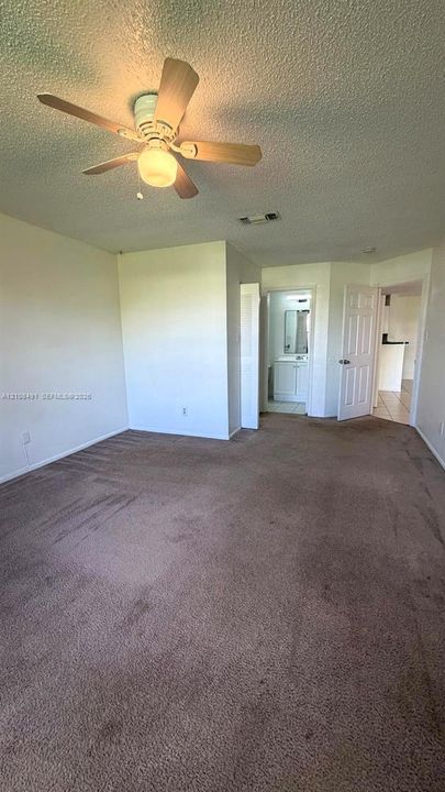 For Rent: $2,550 (3 beds, 2 baths, 1305 Square Feet)