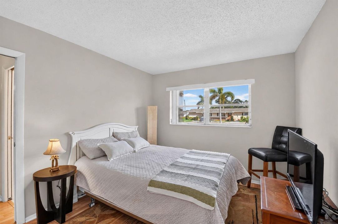 Second bedroom