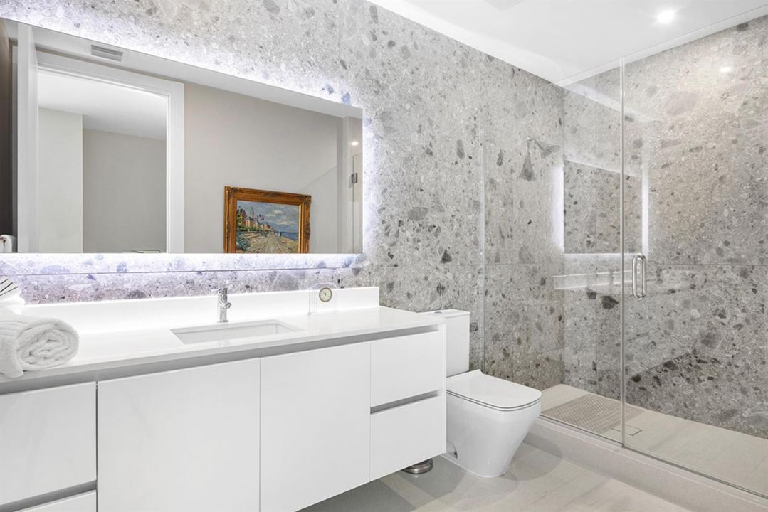 _0042_Aquablu-1503 MLS_0011_Guest Bath 2