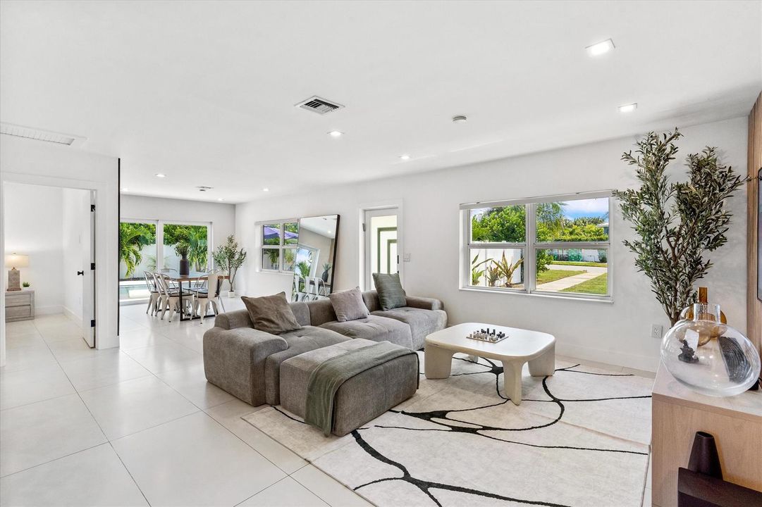 04-209 NE 27TH DRIVE WILTON MANORS, FL-5