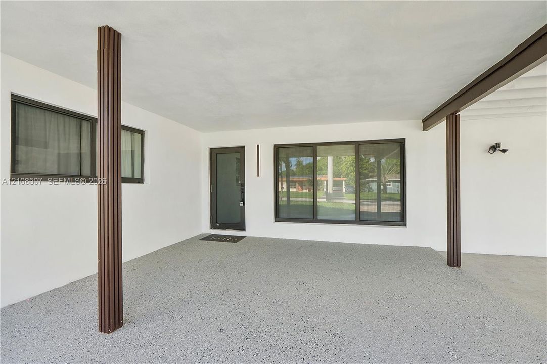 En Renta: $4,000 (4 camas, 2 baños, 1664 Pies cuadrados)