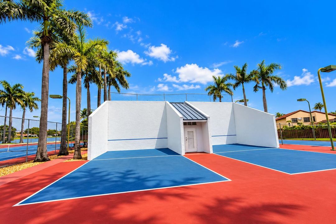 Tropical Tennis Court Practice Wall