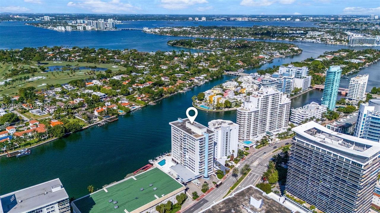 En Venta: $519,900 (2 camas, 2 baños, 1208 Pies cuadrados)