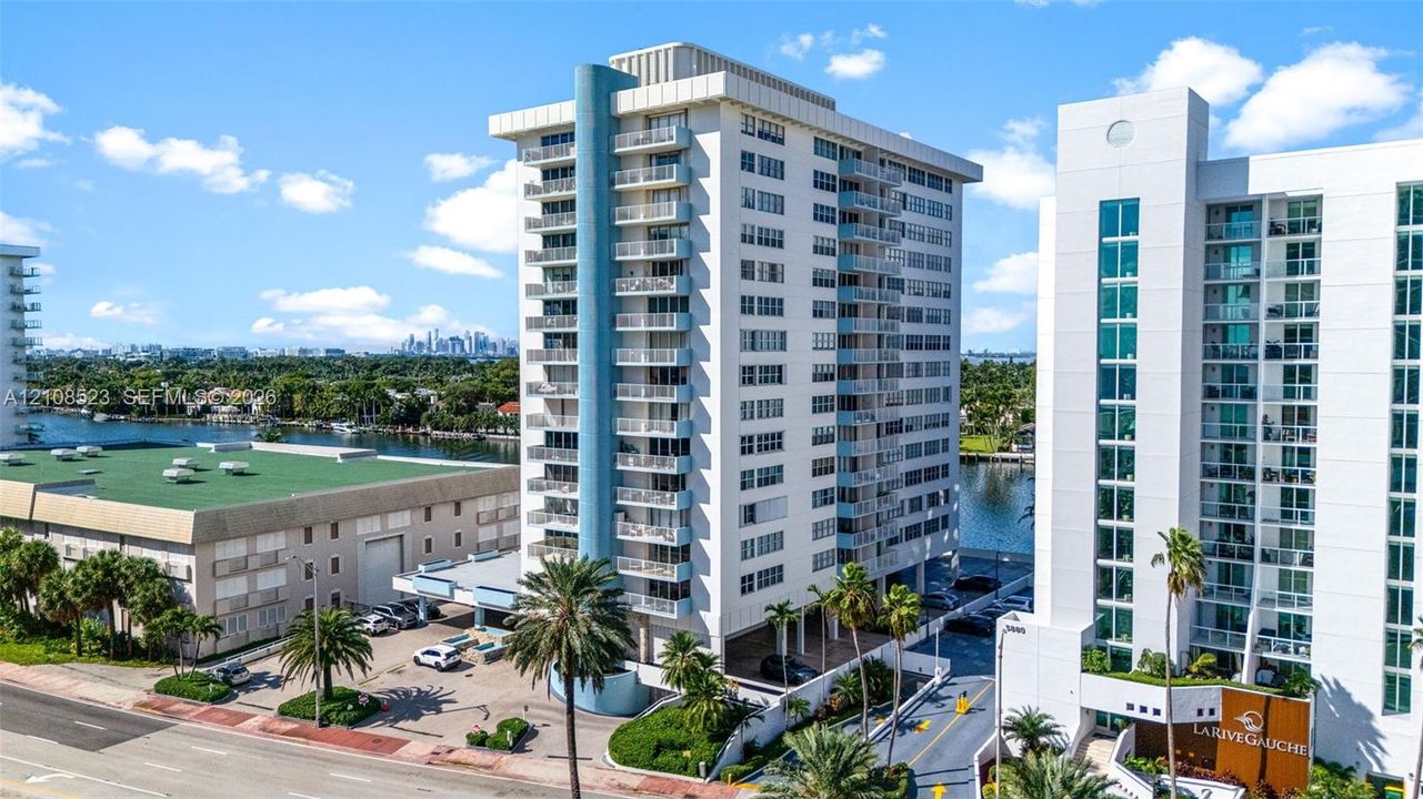 En Venta: $519,900 (2 camas, 2 baños, 1208 Pies cuadrados)