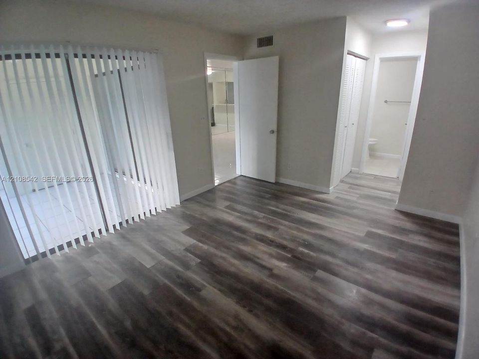 En Renta: $2,100 (2 camas, 2 baños, 820 Pies cuadrados)