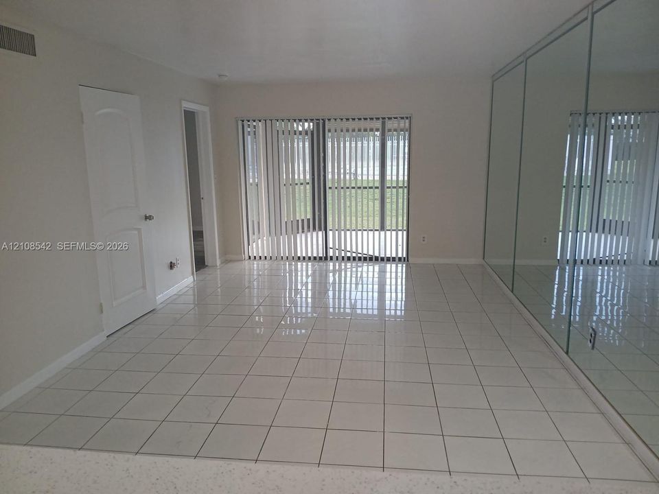 En Renta: $2,100 (2 camas, 2 baños, 820 Pies cuadrados)