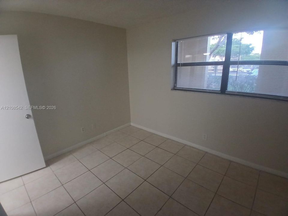 En Renta: $2,100 (2 camas, 2 baños, 820 Pies cuadrados)