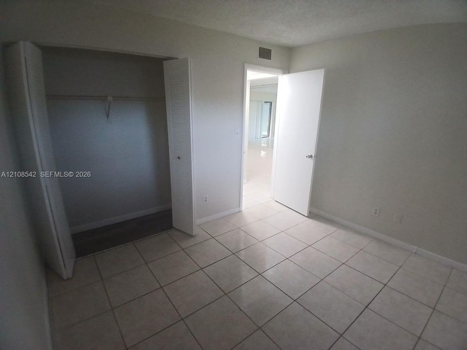 En Renta: $2,100 (2 camas, 2 baños, 820 Pies cuadrados)