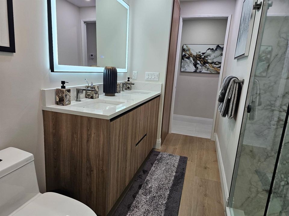 Bathroom #2