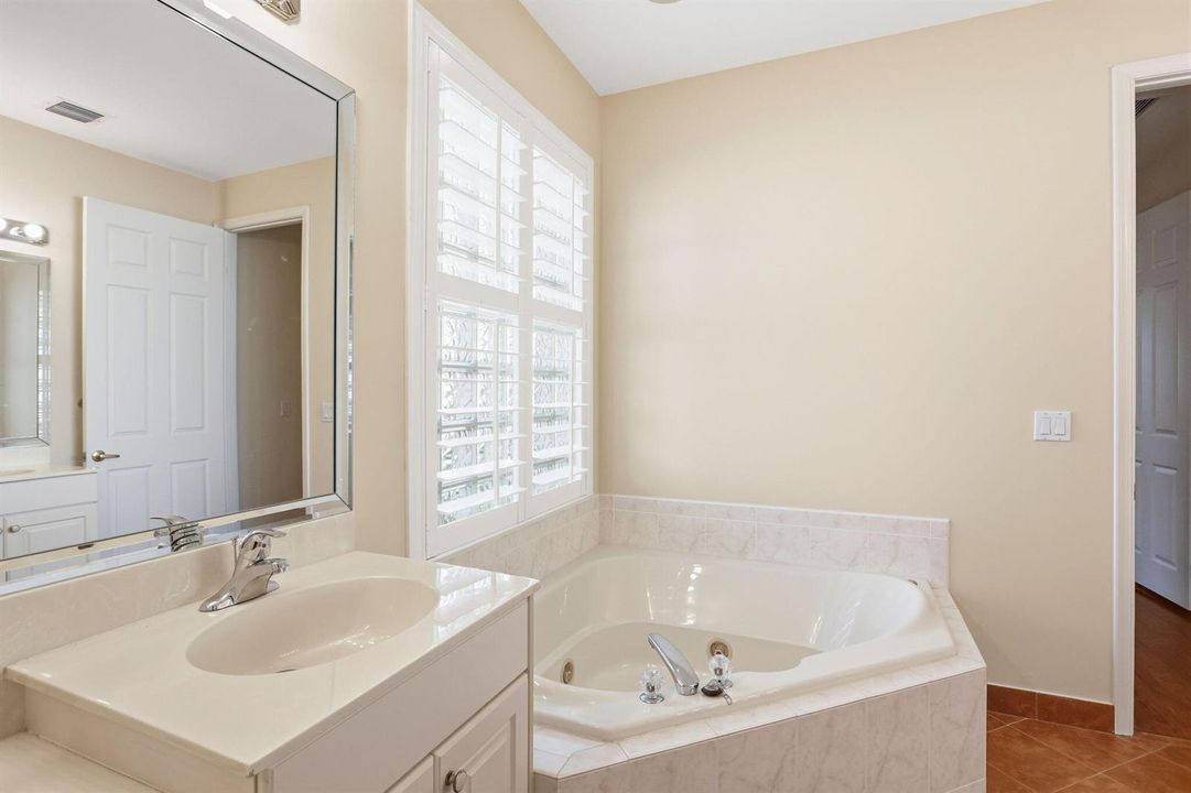 Primary bath