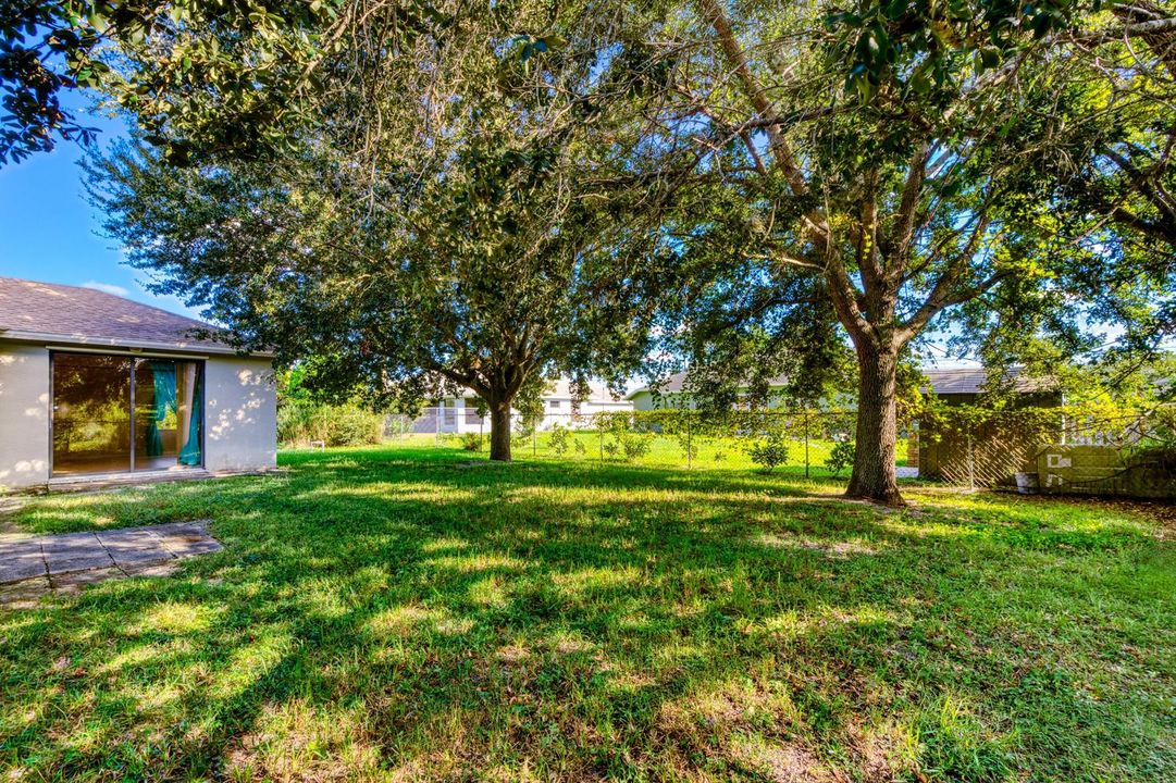 1508 SW Crater Ave-25