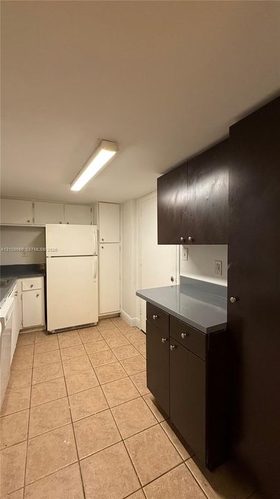 В аренду: $1,950 (2 спален, 2 ванн, 1023 Квадратных фут)