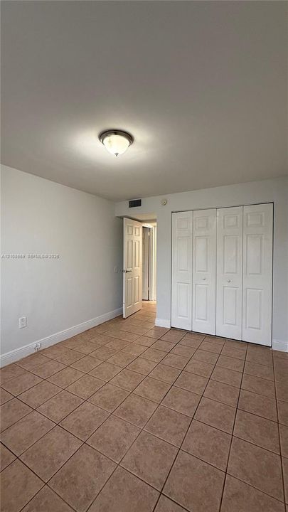 В аренду: $1,950 (2 спален, 2 ванн, 1023 Квадратных фут)