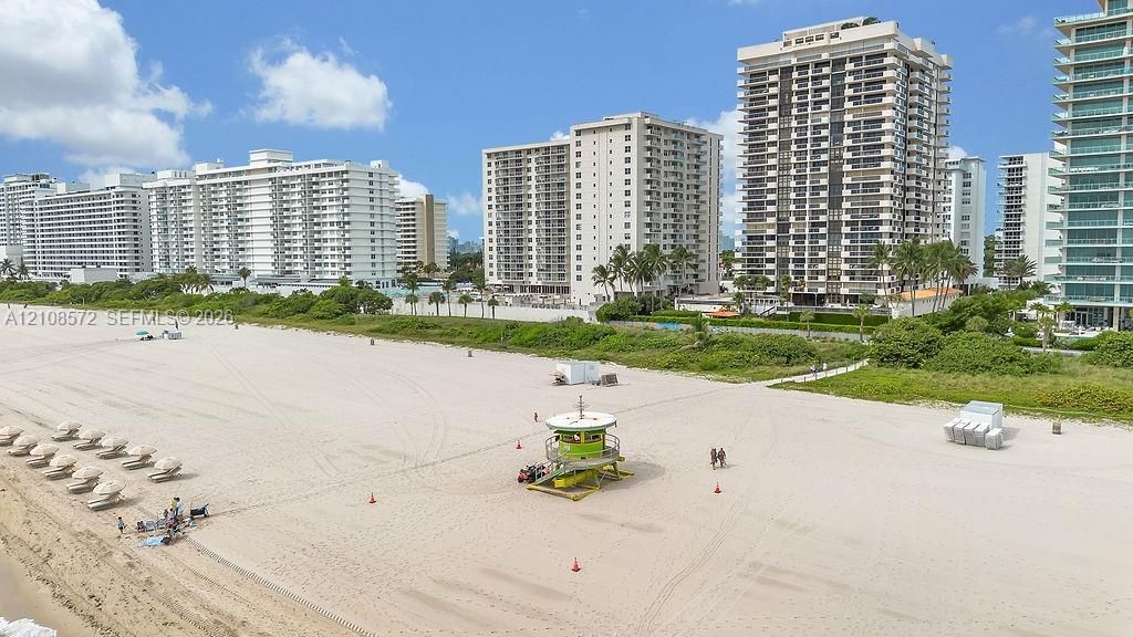 В аренду: $3,500 (2 спален, 2 ванн, 1296 Квадратных фут)