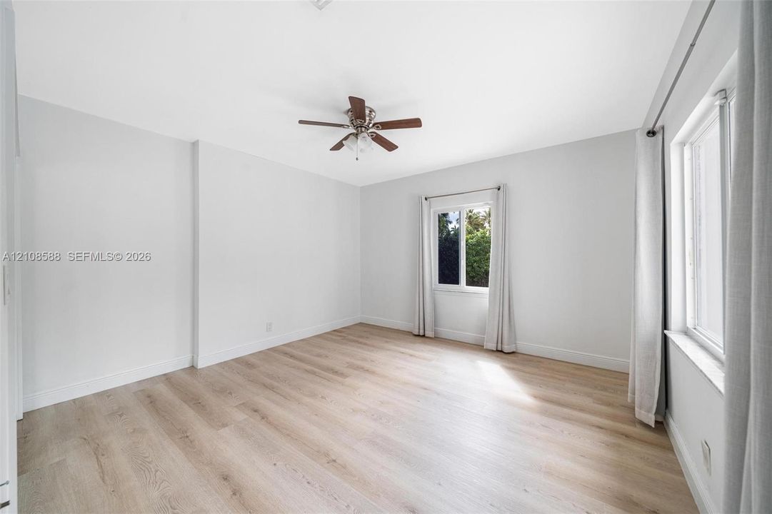 En Renta: $8,600 (3 camas, 3 baños, 1935 Pies cuadrados)