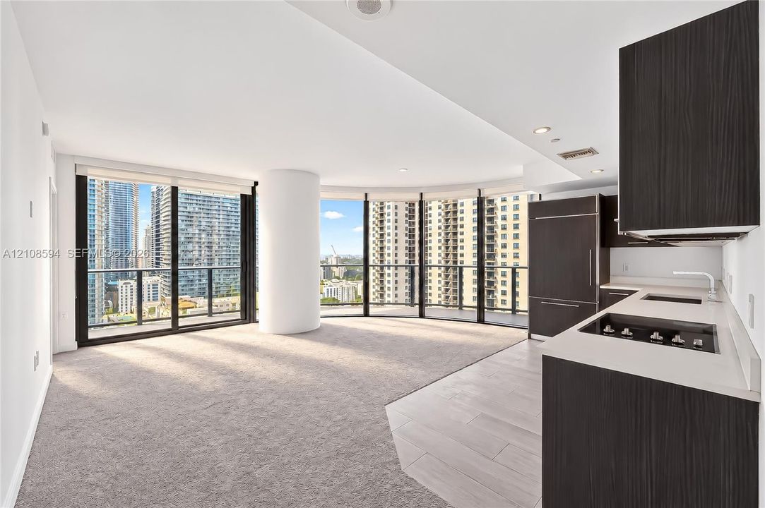 En Venta: $853,900 (2 camas, 2 baños, 1048 Pies cuadrados)