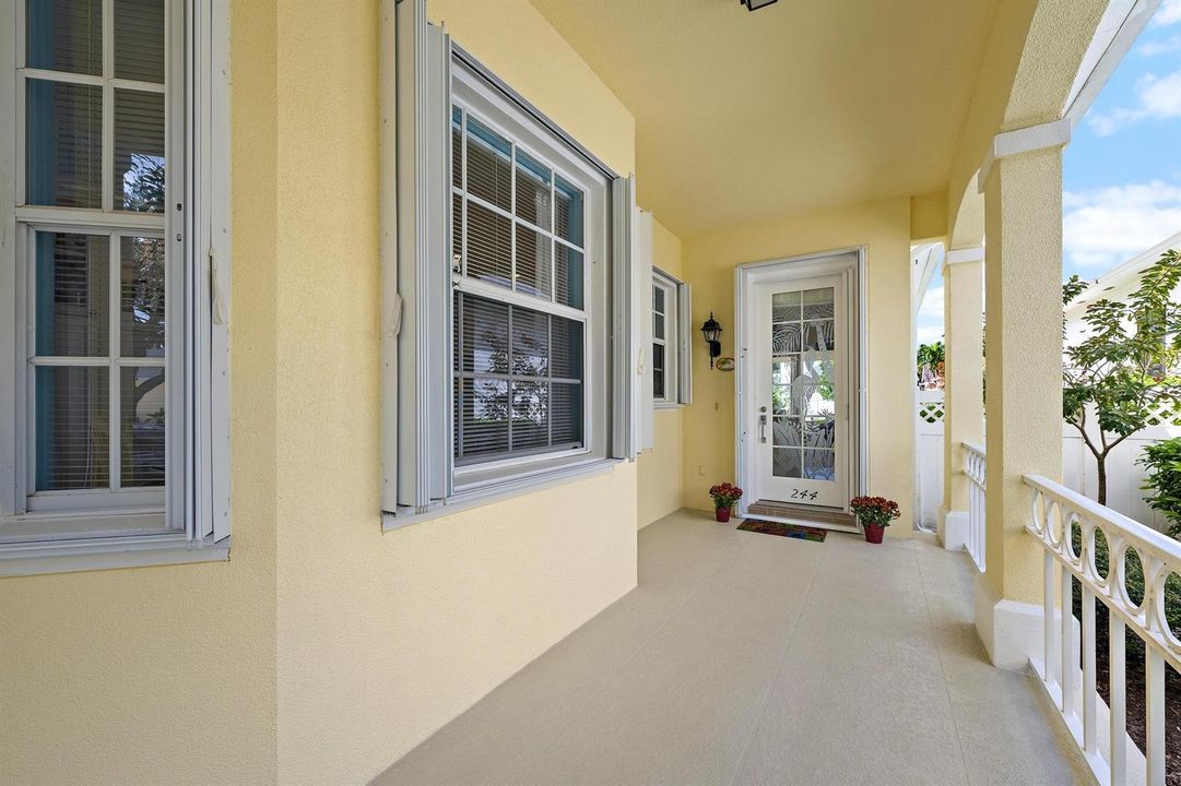 244 Honeysuckle Dr-23