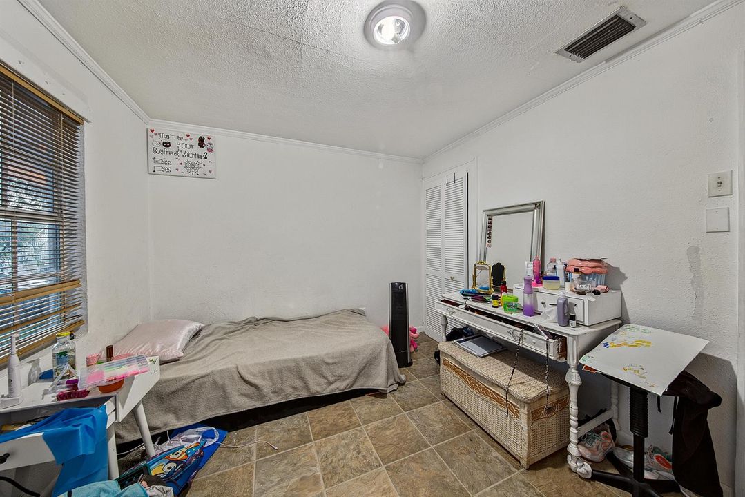 2327 Polk St Unit A (12)