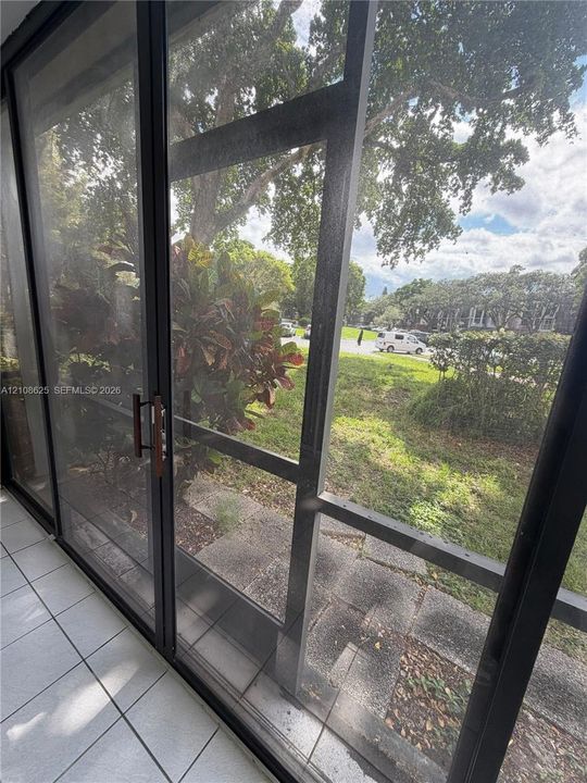На продажу: $135,000 (1 спален, 1 ванн, 800 Квадратных фут)