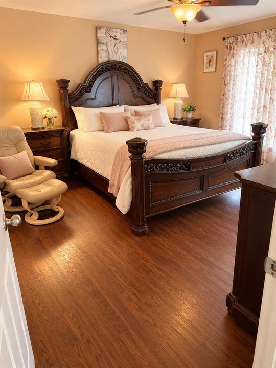 Master Bed1