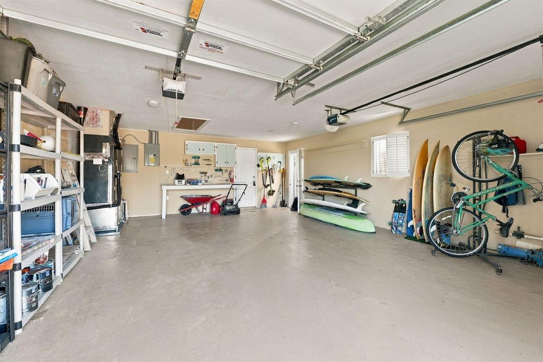42-web-or-mls-139-Ellwood-Ave-36