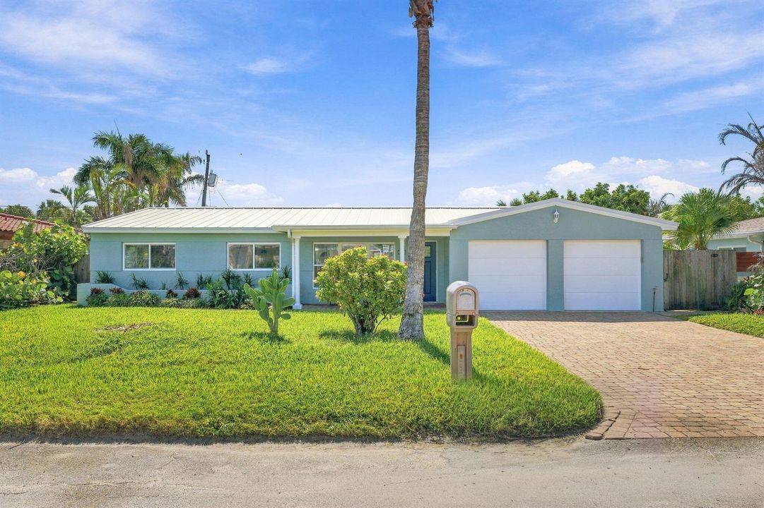 1-web-or-mls-139-Ellwood-Ave-41