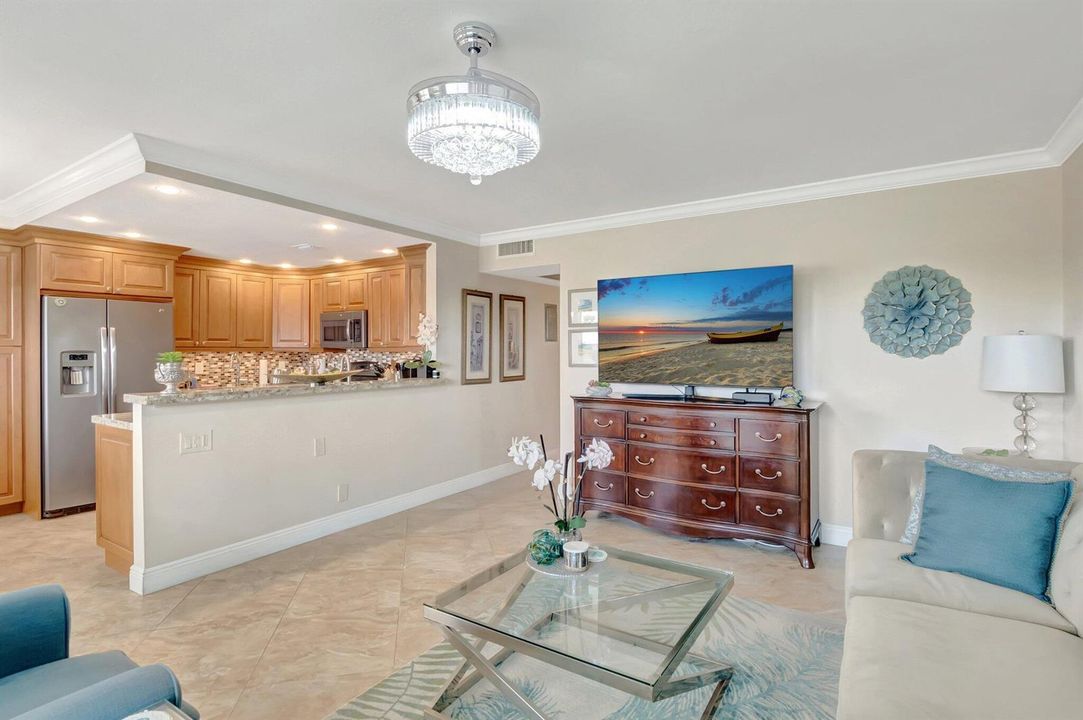 LIVING ROOM/KITCHEN