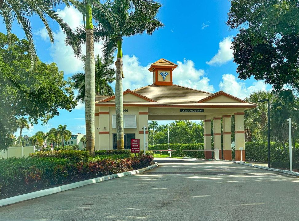 Gate