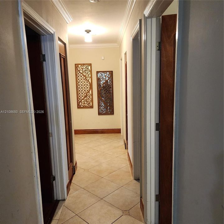 На продажу: $653,000 (4 спален, 2 ванн, 1731 Квадратных фут)
