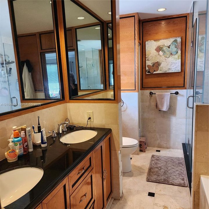 На продажу: $653,000 (4 спален, 2 ванн, 1731 Квадратных фут)