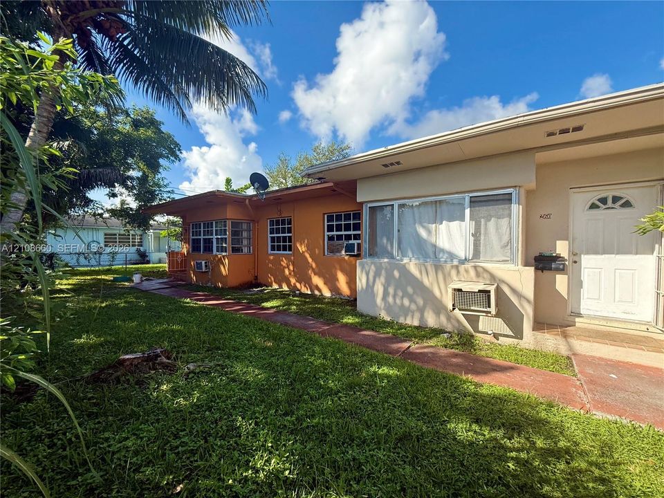 For Sale: $575,000 (0 beds, 0 baths, 1564 Square Feet)