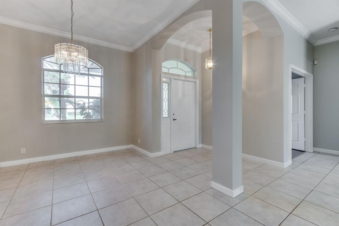 14185GreentreeDr-3