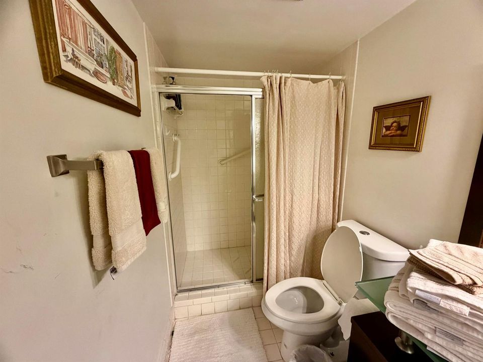 GUEST BATH