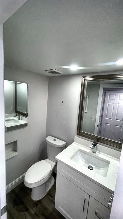 05_Bathroom_2