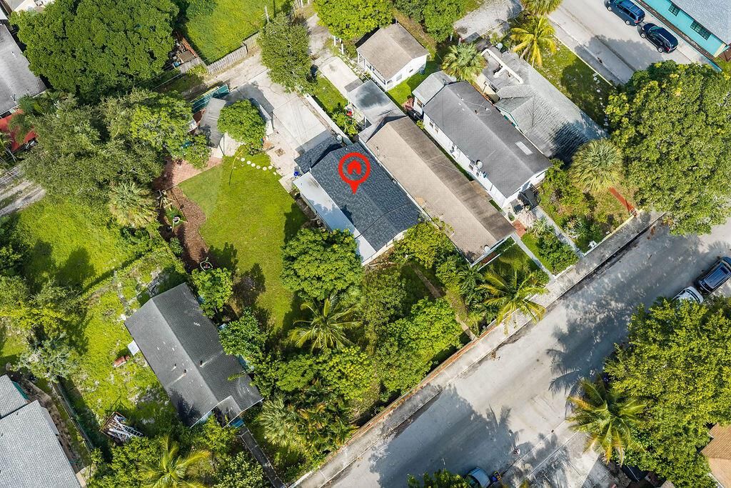 223NFstreetlakeworth-027