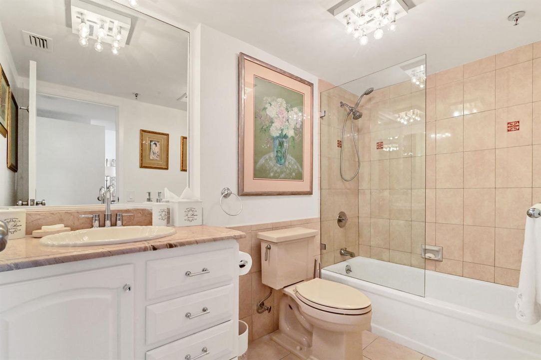 GUEST BATH