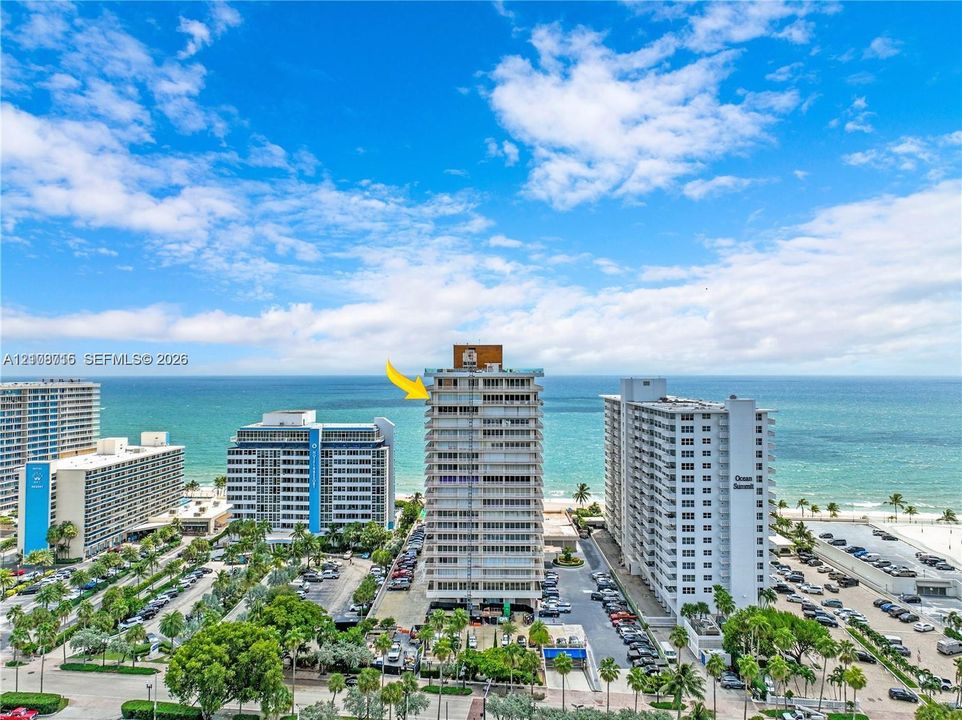 В аренду: $8,750 (2 спален, 2 ванн, 1645 Квадратных фут)