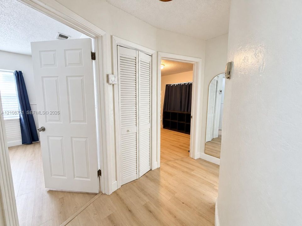 En Renta: $3,600 (3 camas, 2 baños, 1990 Pies cuadrados)