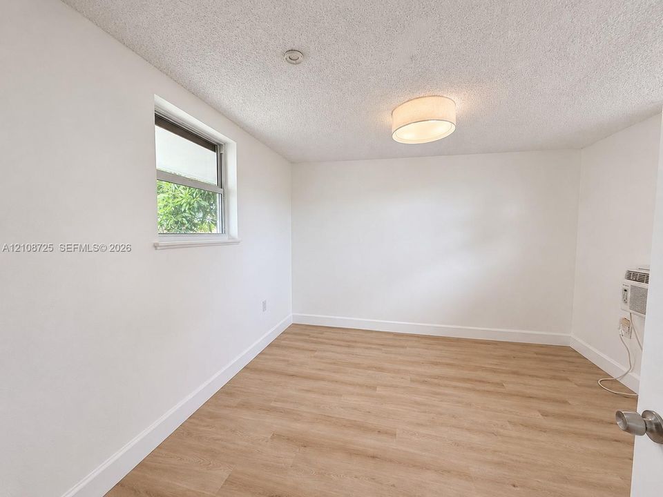 For Rent: $1,400 (1 beds, 1 baths, 0 Square Feet)