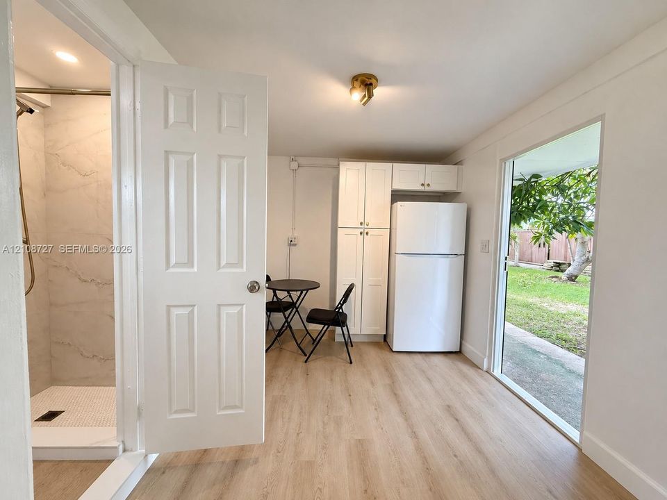 For Rent: $1,400 (1 beds, 1 baths, 0 Square Feet)