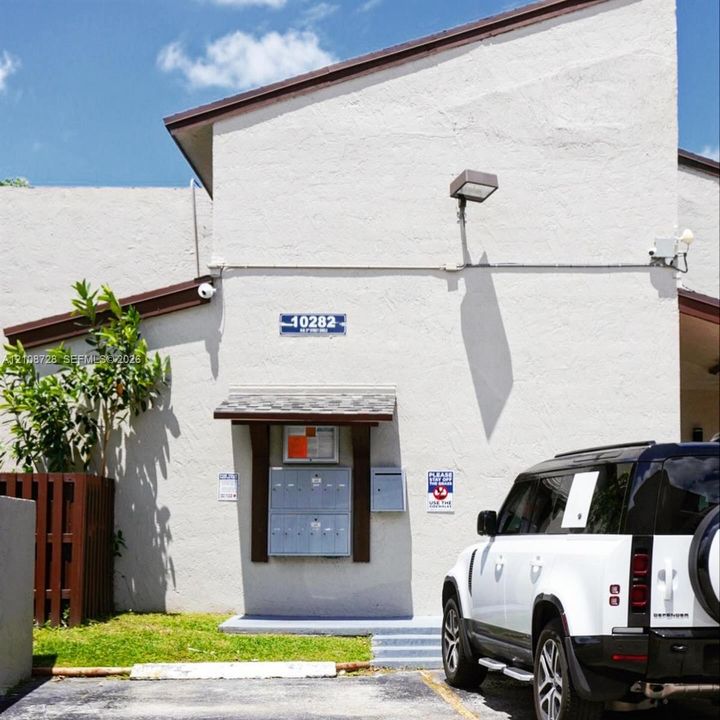 En Renta: $2,850 (3 camas, 2 baños, 1275 Pies cuadrados)