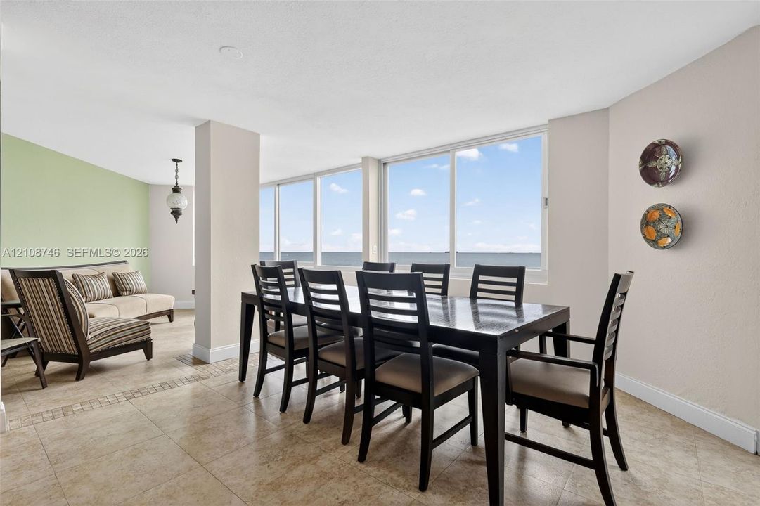 For Sale: $764,900 (2 beds, 2 baths, 1455 Square Feet)