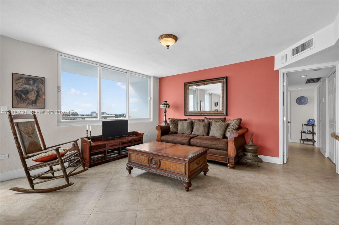 For Sale: $764,900 (2 beds, 2 baths, 1455 Square Feet)
