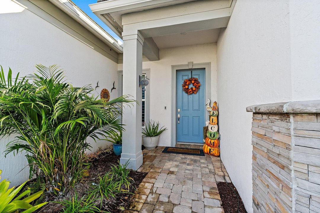 026-9891SWLegacyDr-Stuart-SMALL
