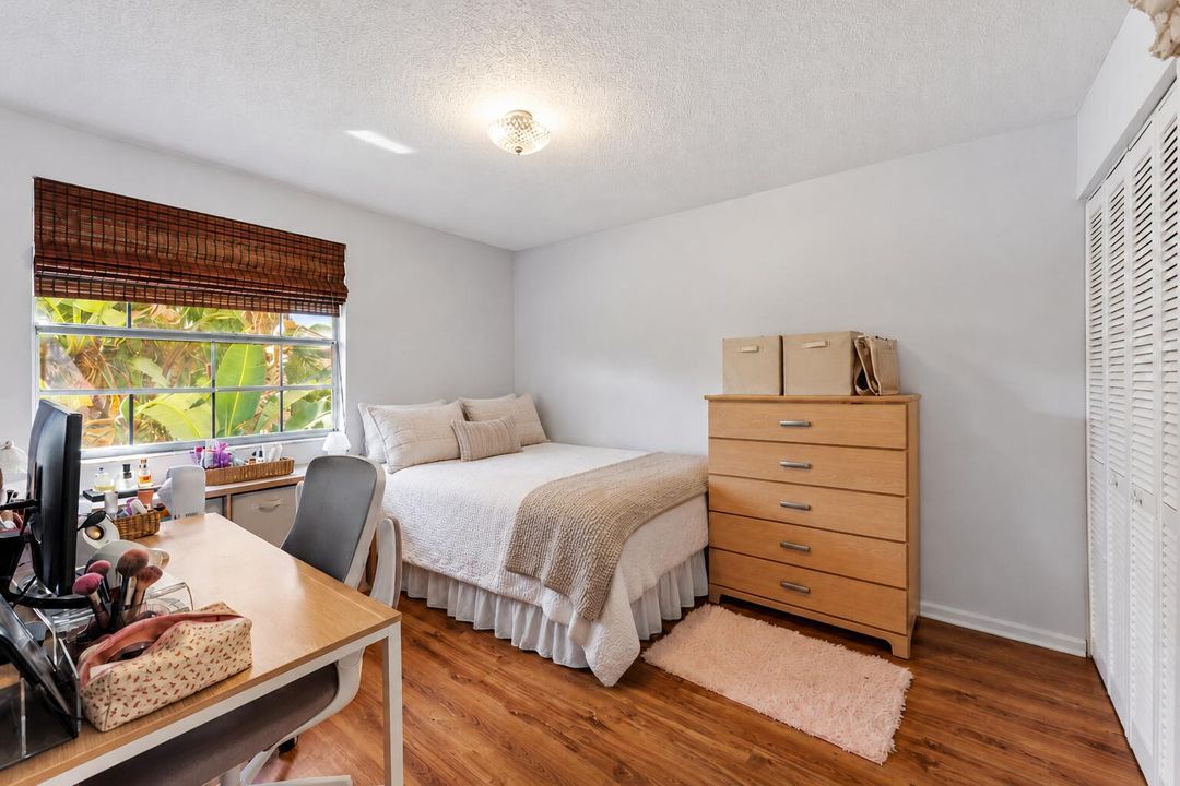 Cozy Neutral Bedroom Office Retreat