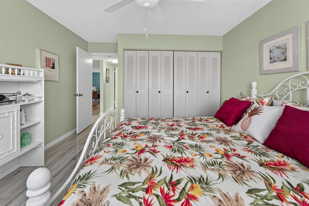 Guest bedroom