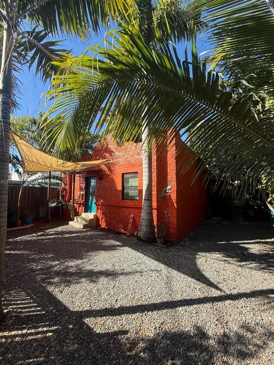 En Renta: $2,000 (1 camas, 1 baños, 1538 Pies cuadrados)