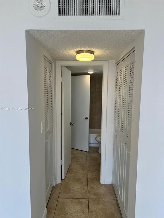 В аренду: $1,750 (1 спален, 1 ванн, 852 Квадратных фут)