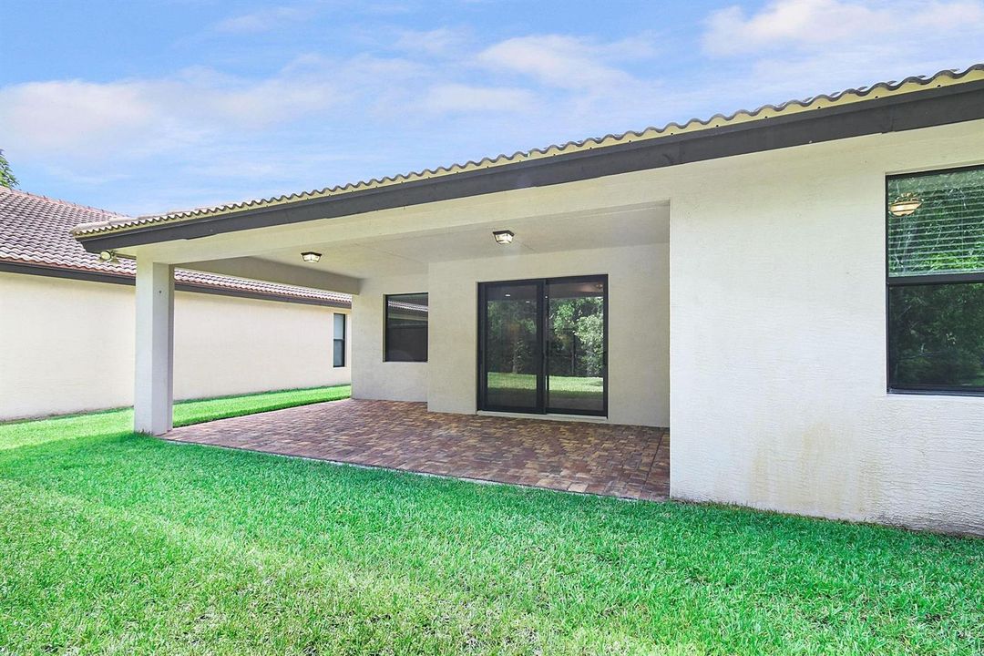Covered patio area